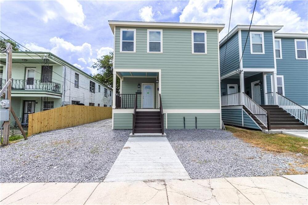 8932-34 Palm St photo 2